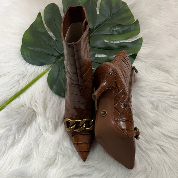 Michael Kors Scarlett Embellished Crocodile Embossed Leather Boot ✨brand new✨ - Picture 3 of 6